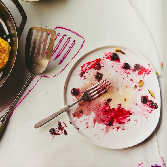 NEW The Family Cooks +100 Recipes Cookbook Hardcover Recipe Book - Picture 2 of 16